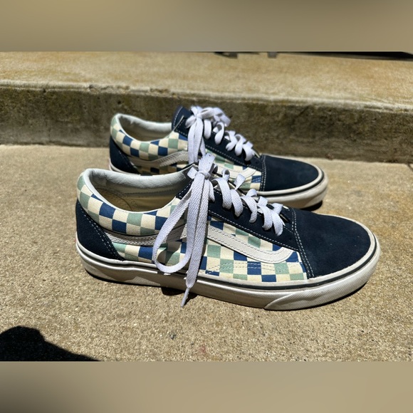 Men’s Vans. Size 10. Blue checkered. - Picture 1 of 7